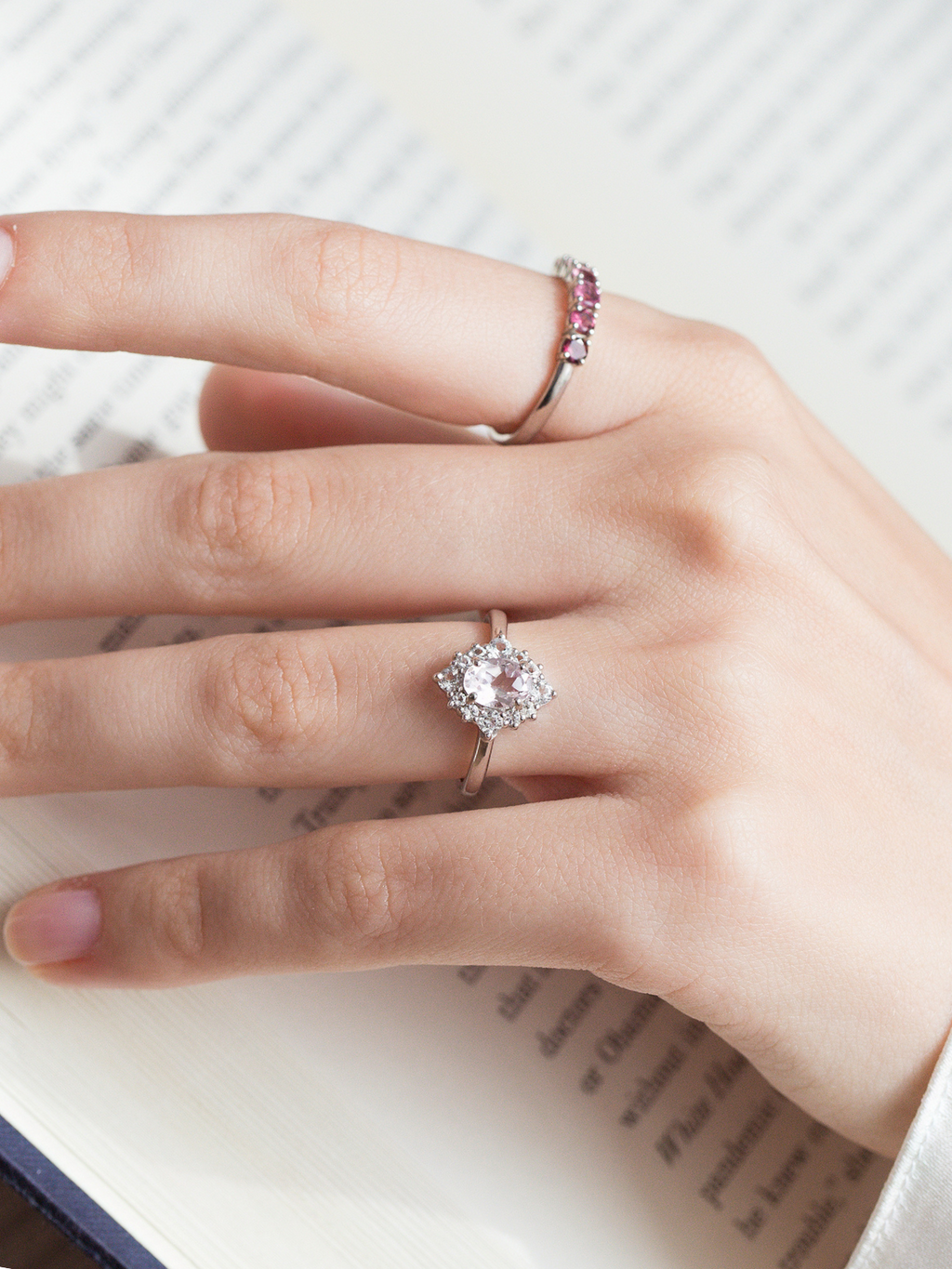 Bague halo en morganite rose et argent sterling 