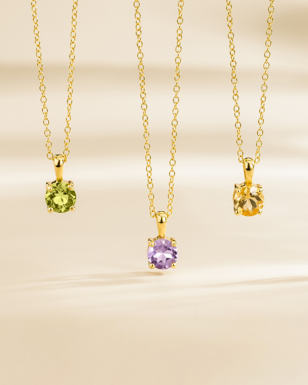 Collier pendentif solitaire péridot en or vermeil 18 carats