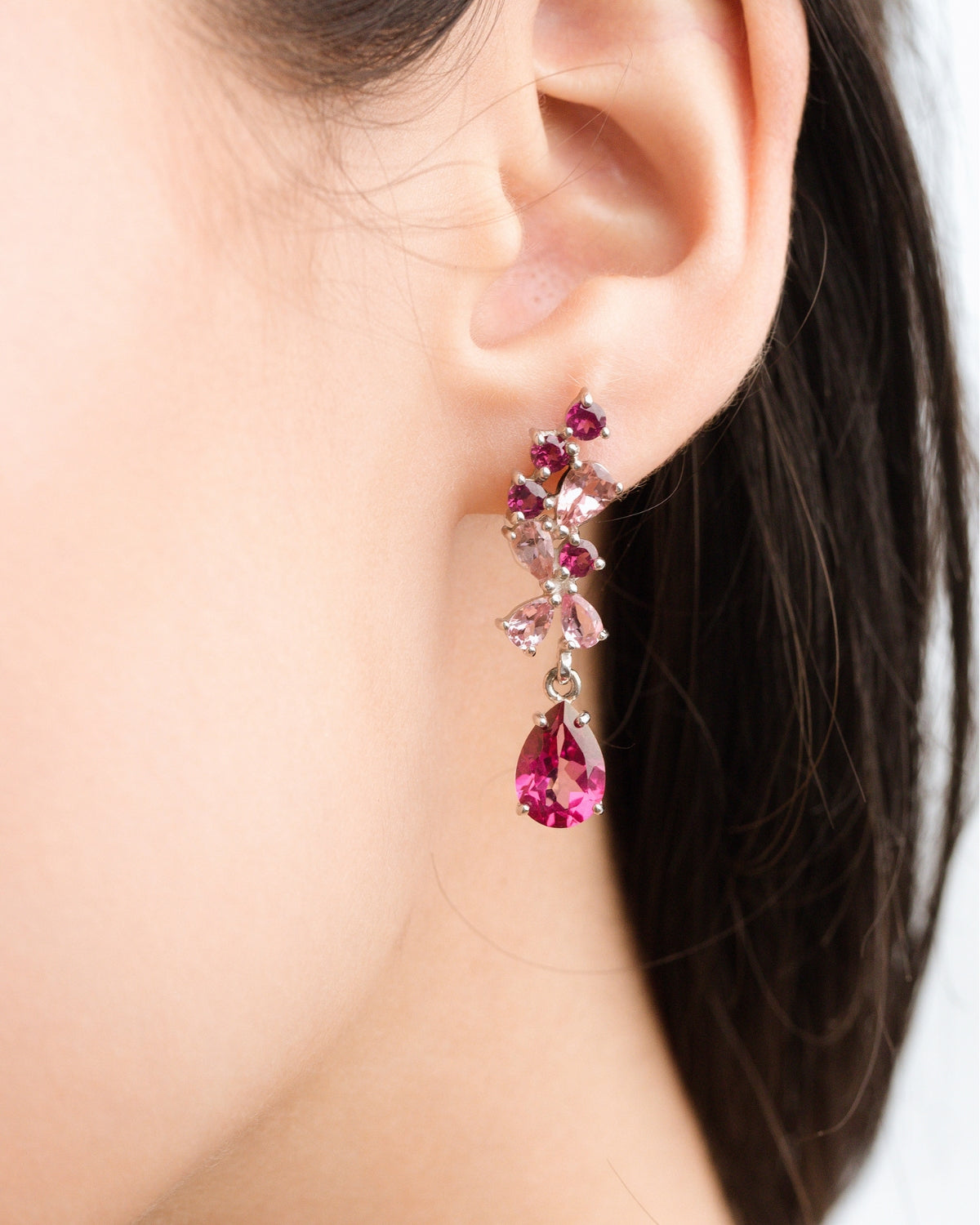 Boucles d'oreilles pendantes en argent sterling et pierre précieuse rose