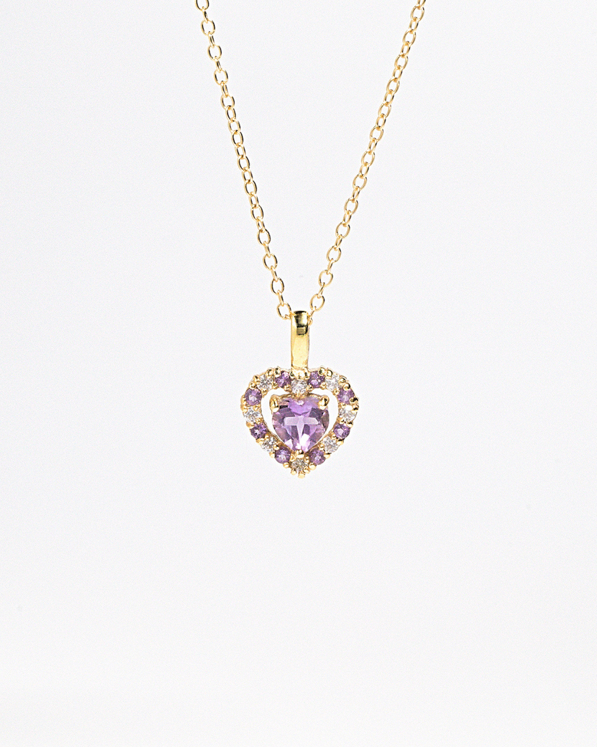 Collier pendentif cœur violet en améthyste lavande, en vermeil or 18 carats