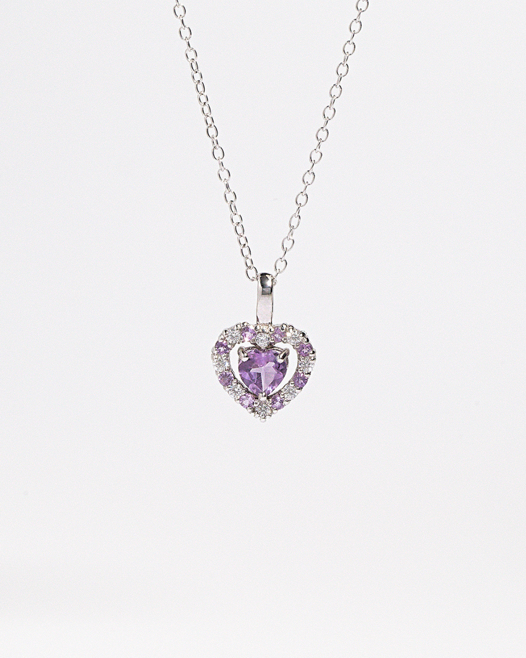 Collier pendentif cœur violet en améthyste lavande et argent sterling