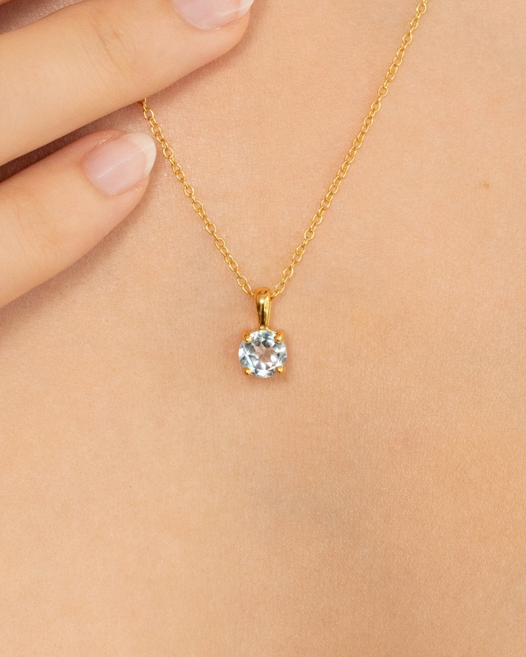 Sky Blue Topaz Solitaire Pendant Necklace in 18k Gold Vermeil
