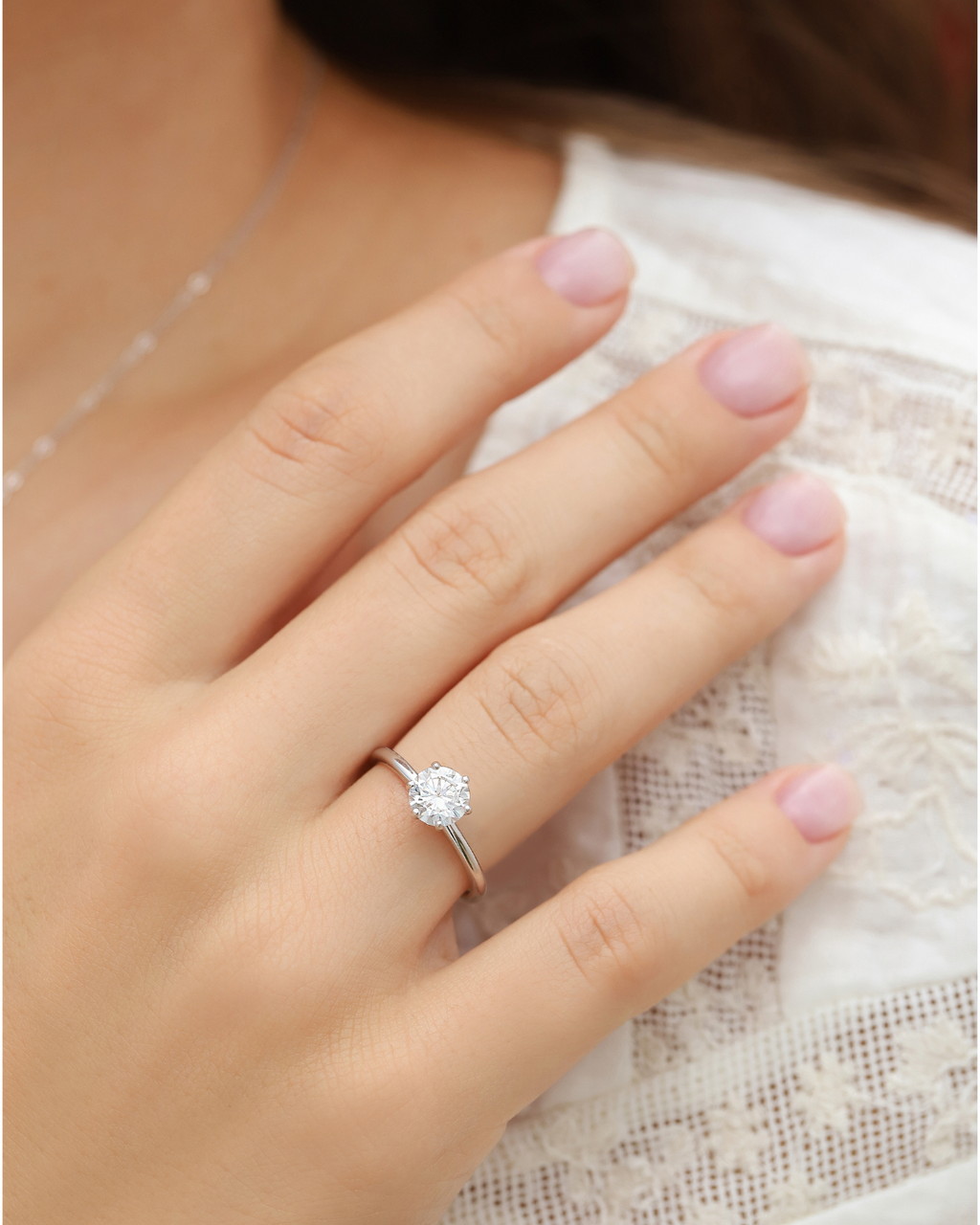 Bague de fiançailles solitaire en moissanite ronde de 1 carat, en argent sterling