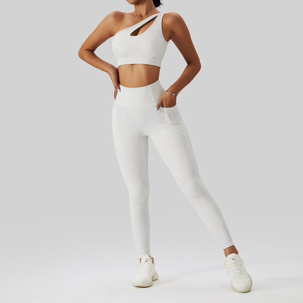 Sous-vêtements de sport avec soutien-gorge de yoga et tenue de fitness pour femmes, dos froncé.