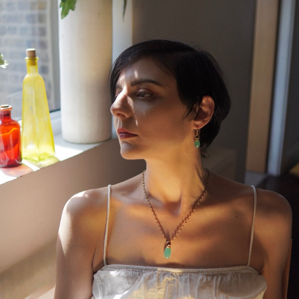 Collier Perséphone à double chaîne de perles en onyx Pariba et quartz fumé