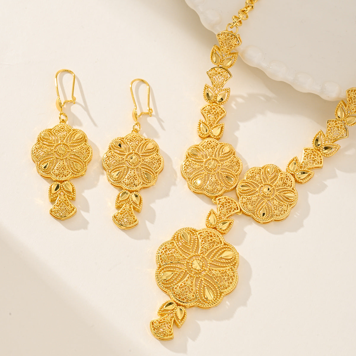 24K Gold Plated Bridal Necklace Two-piece Earrings Set India Dubai