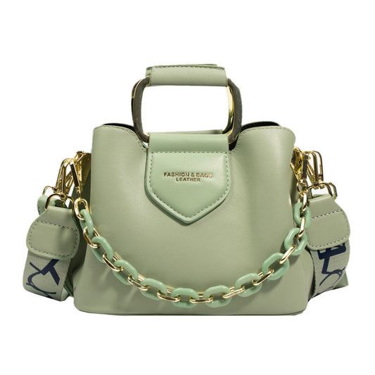 2023 Summer New Fashion Women's Bag Shoulder Casual Commuting Bag Chain Decorative Handbag Textured Crossbody Bag