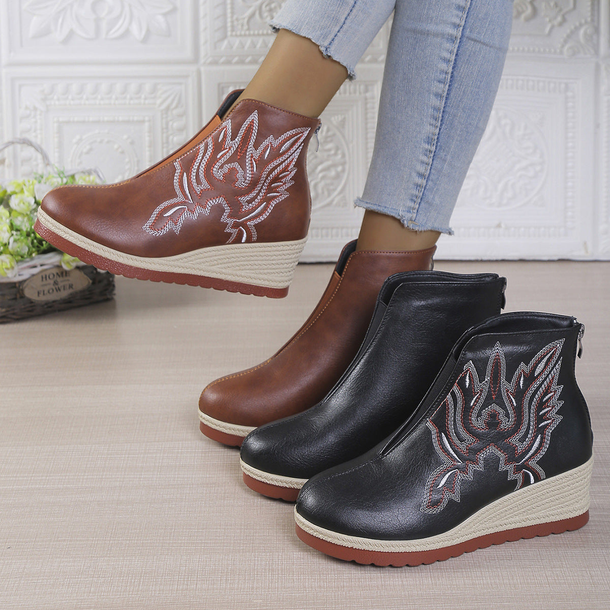Embroidered Thick Version Retro Ankle Boots Women