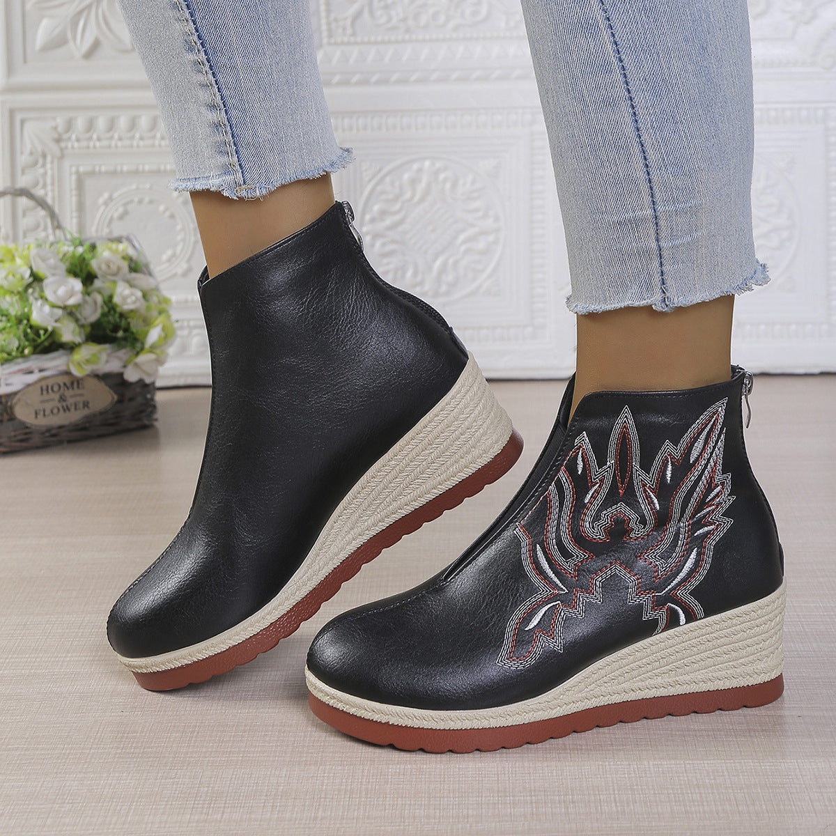 Embroidered Thick Version Retro Ankle Boots Women