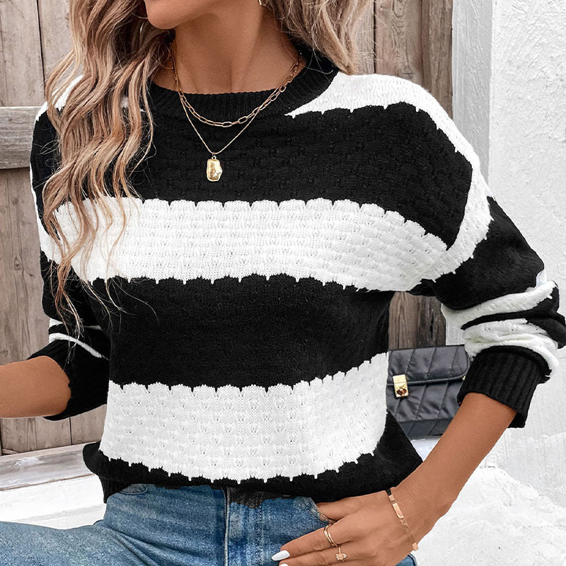 Round Neck Long Sleeve Black And White Color Matching Knitted Sweater