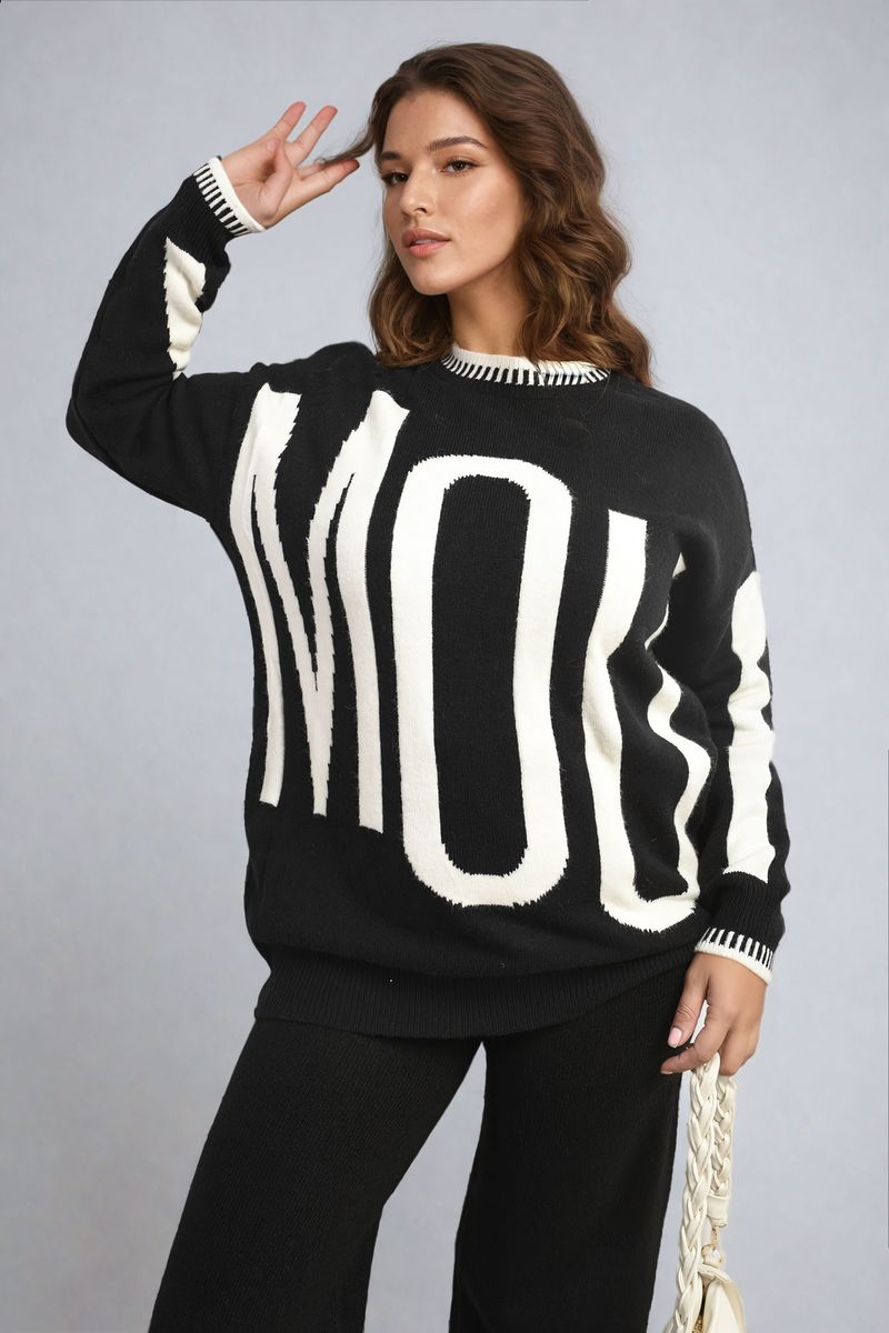 Amour Graphic Long Sleeve Knit