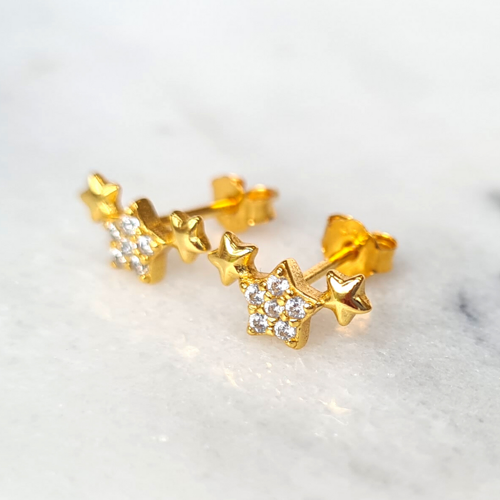 Trio of Stars Earrings in Gold